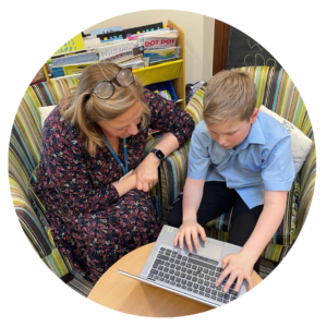 A Primrose children's support volunteer using minecraft with a child theraputically